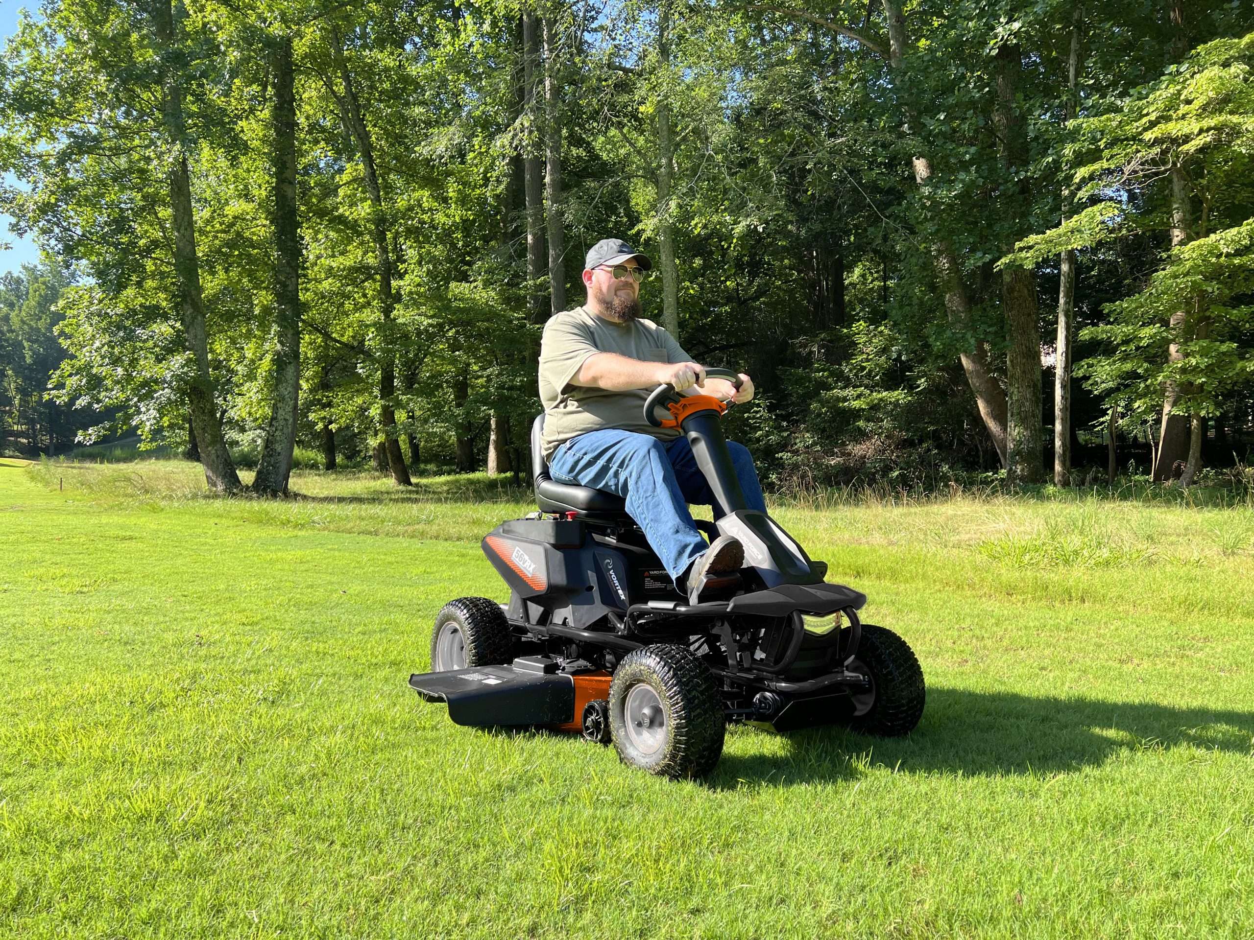 YF56vRX 38" 56v LFP Battery-Powered Riding Lawn Mower image 3