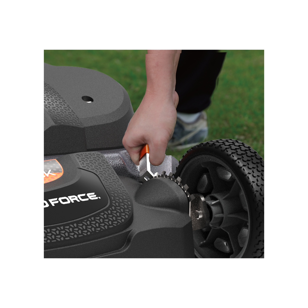 Tondeuse autopropulsée à essence Briggs & Stratton 223 cm³ Yard Force YF30-3N1SPV 30 po, à double lame, 3 en 1, système de freinage de lame, Smart Pace